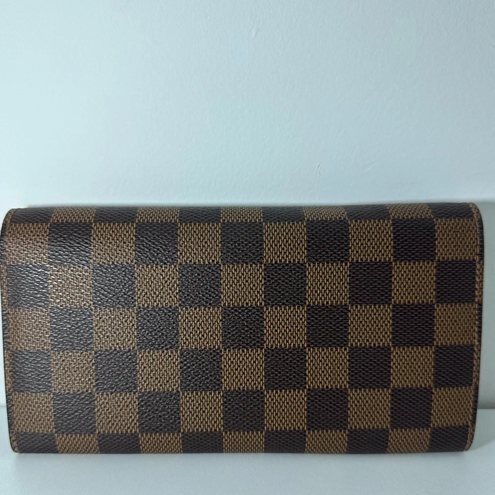 Louis Vuitton Damier Ebene Sarah wallet